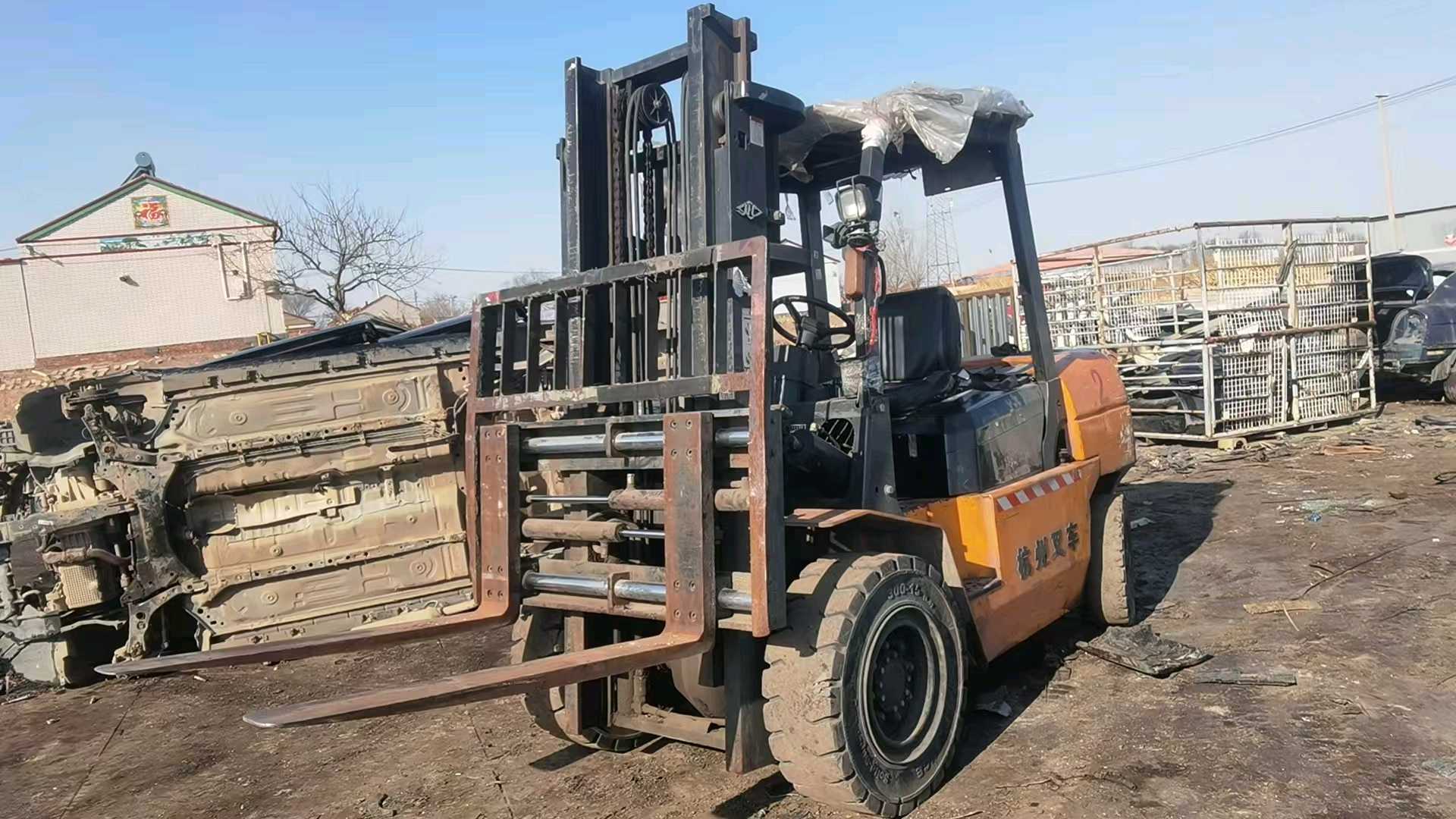 天津天津二手杭叉R系列4.5吨0款升高3米柴油叉车