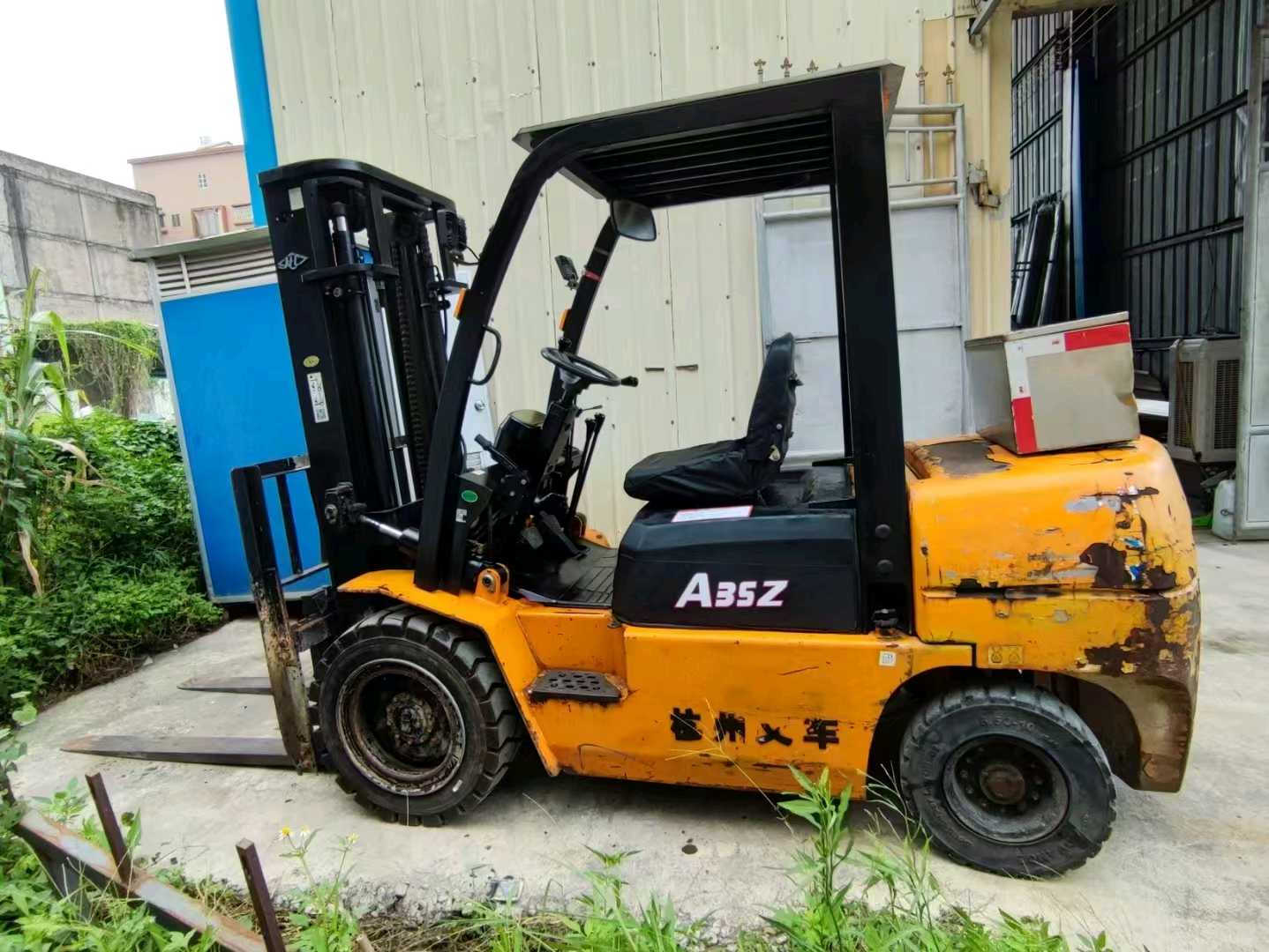 广东揭阳二手杭叉A系列3.5吨0款升高3米柴油叉车