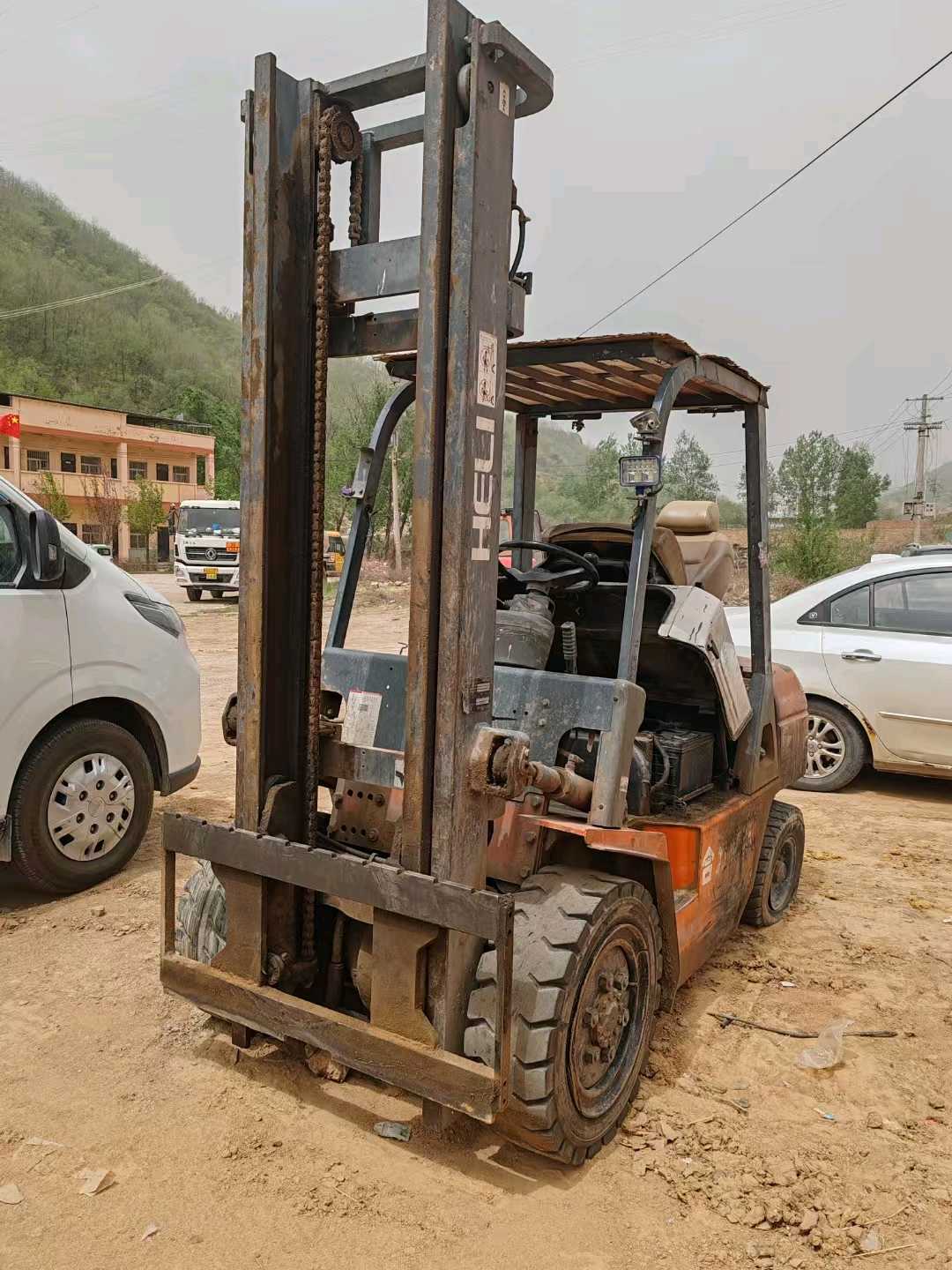 陕西延安二手合力α系列3吨0款升高4米柴油叉车