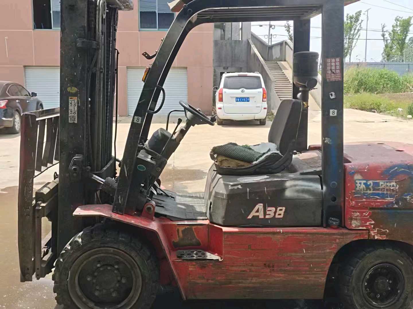 江苏宿迁二手杭叉A系列4吨0款升高4.5米柴油叉车