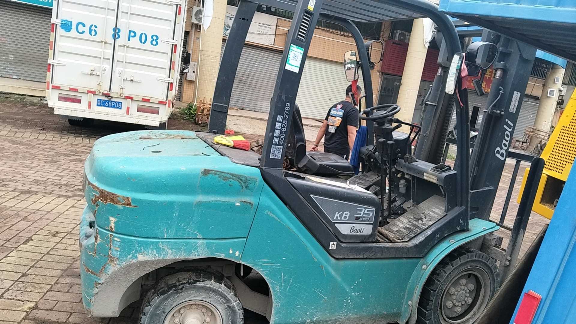 广东珠海二手宝骊N系列3.5吨2023款升高3米柴油叉车