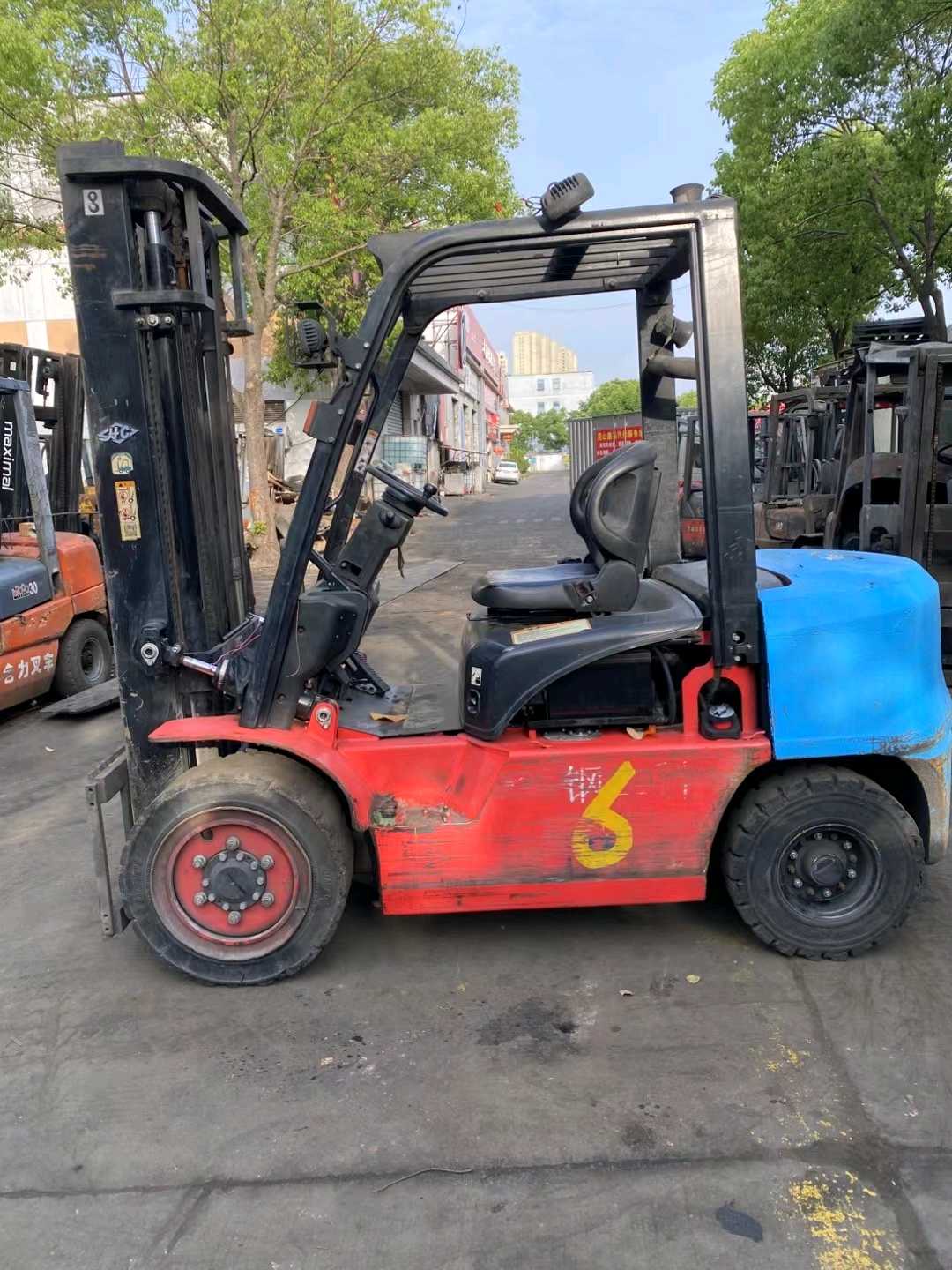 江苏苏州二手杭叉X系列3吨2021款升高3.6米柴油叉车