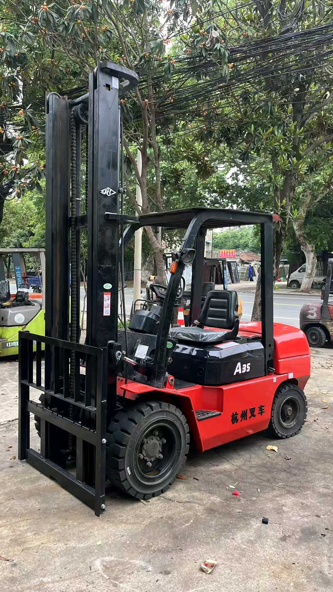 湖北武汉二手杭叉A系列3.5吨0款升高4.5米柴油叉车
