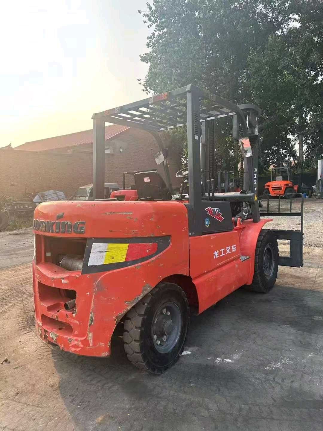 天津市河东区新纬路1号二手龙工5吨2020款升高0米柴油叉车