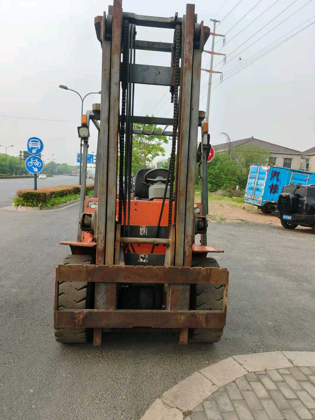 江苏省常州市天宁区关河中路138号二手江淮3吨2019款升高0米柴油叉车