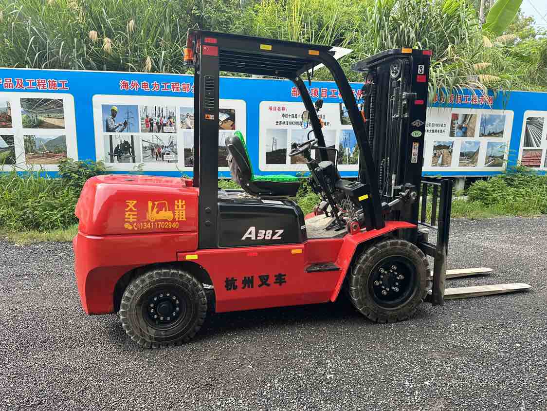 广东云浮二手杭叉A系列3.5吨2024款升高4.5米柴油叉车