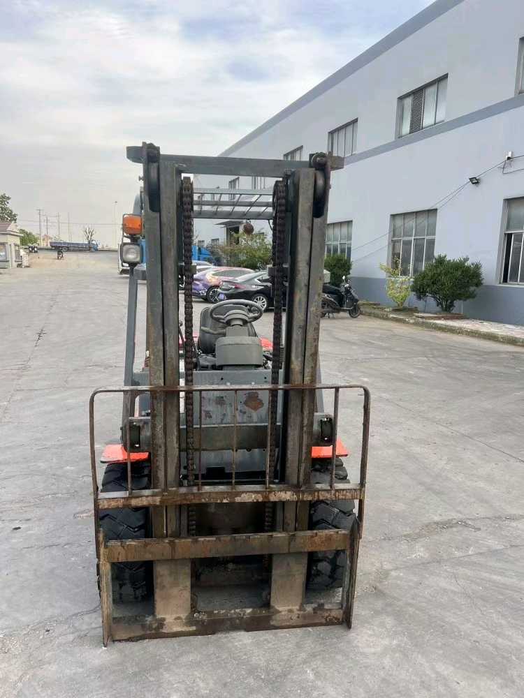江苏省常州市天宁区关河中路138号二手杭叉3.8吨2018款升高0米柴油叉车