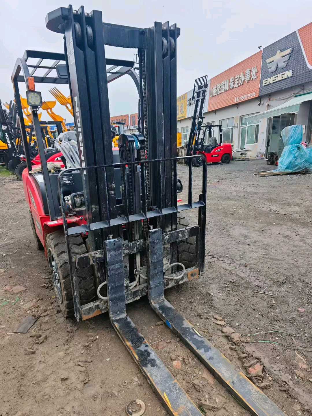 河北保定二手其他无3.5吨0款升高4.5米柴油叉车