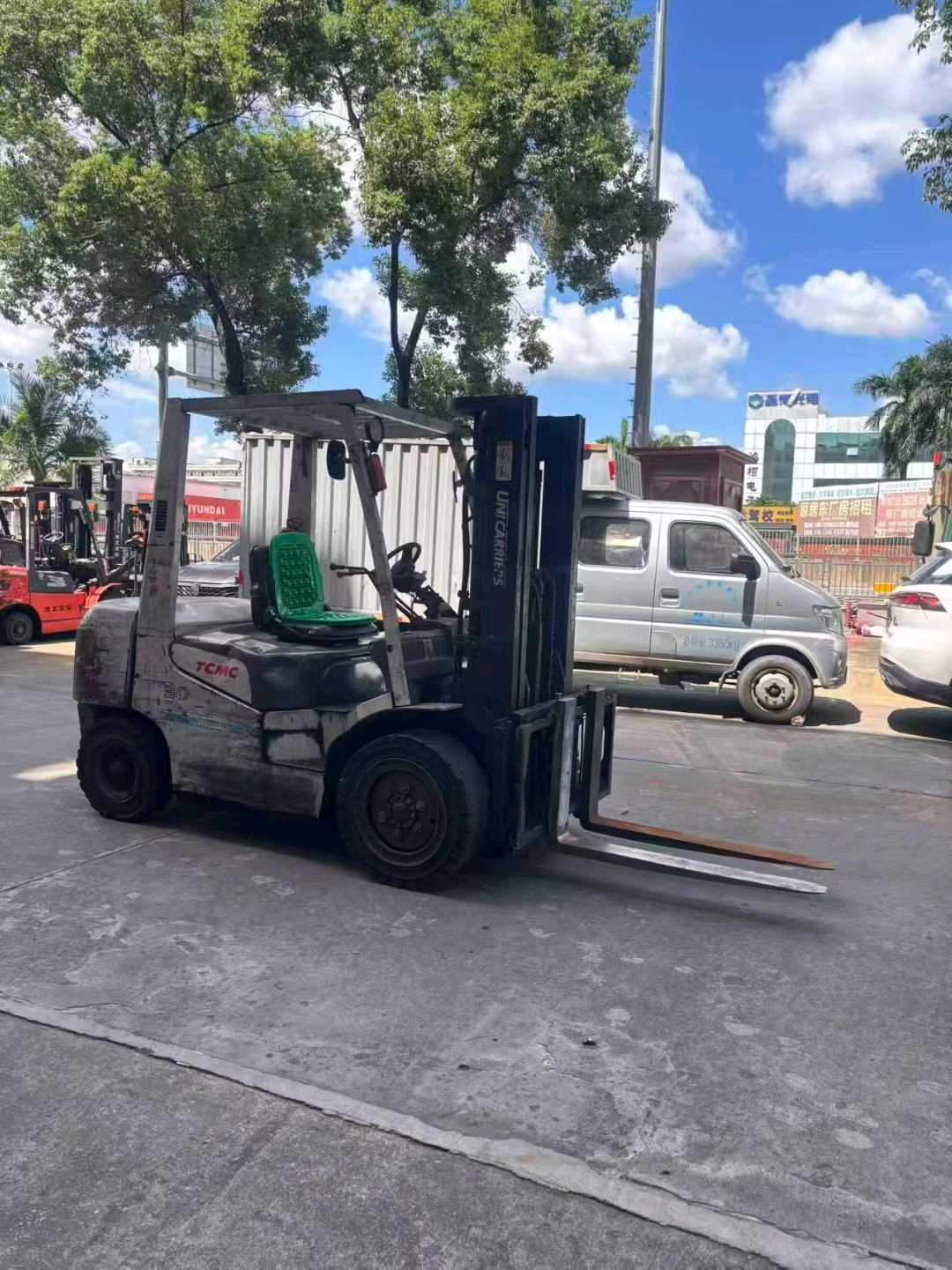 广东东莞二手TCMTCM3吨0款升高3米柴油叉车
