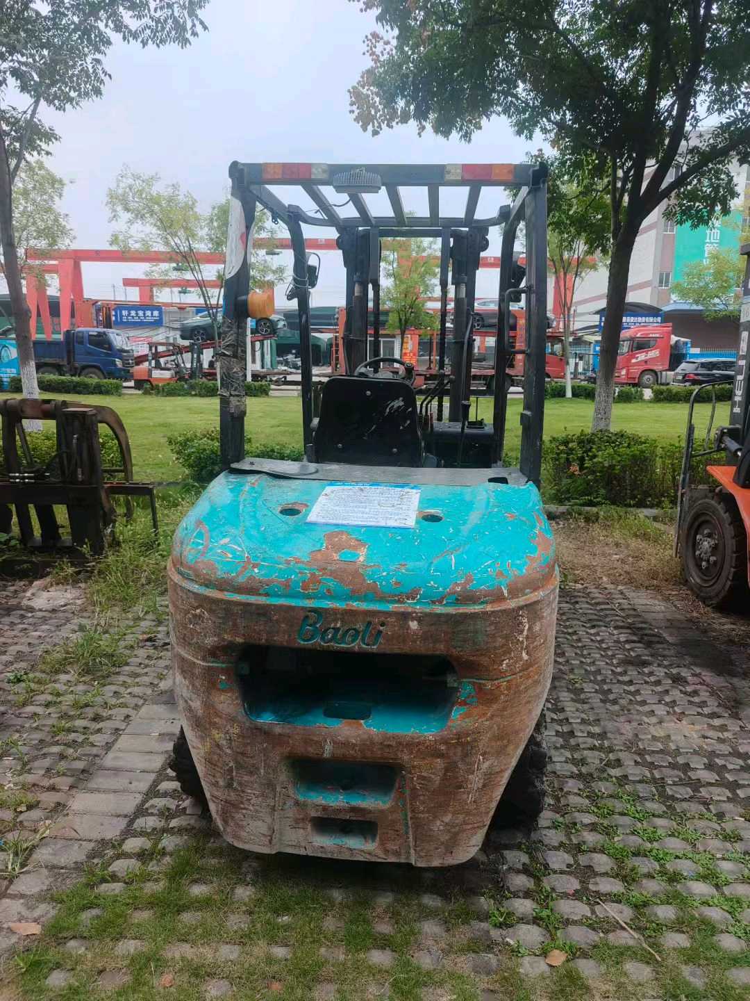 江苏省常州市天宁区关河中路138号二手宝骊3吨2021款升高0米柴油叉车