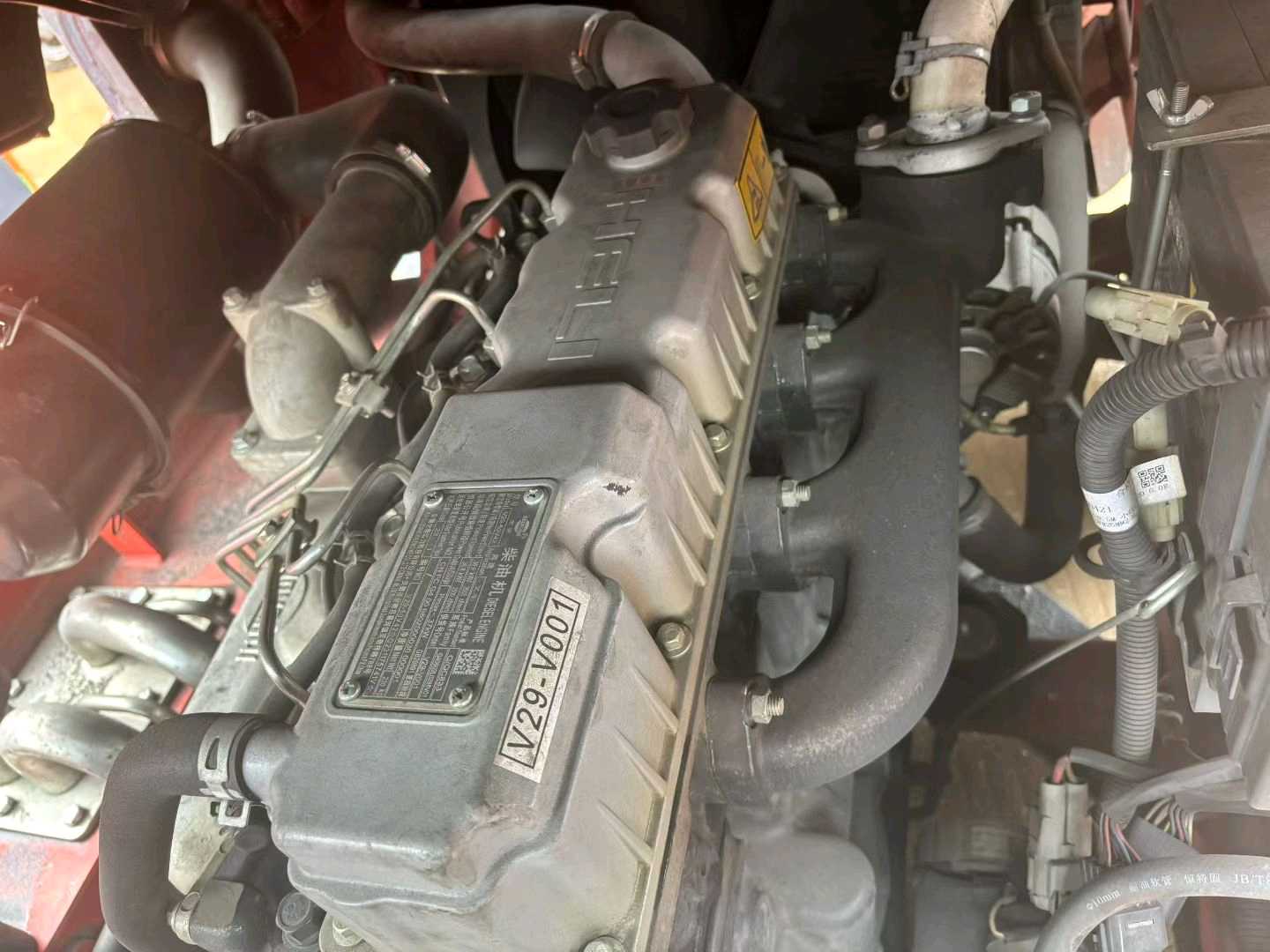 广东省广州市越秀区环市西路159号二手合力3吨升高0米柴油叉车