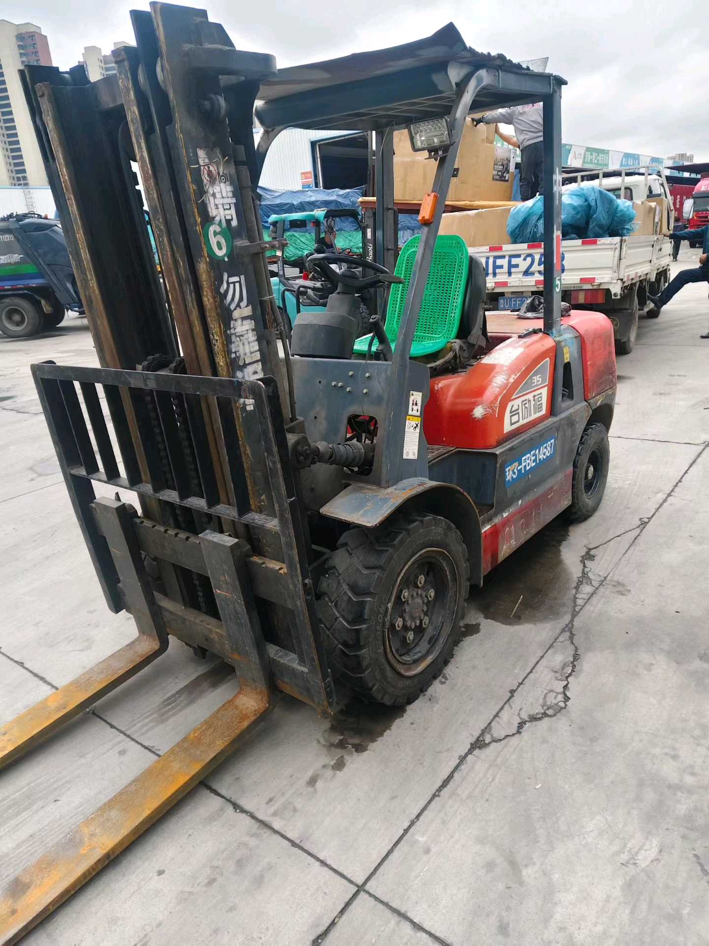 山东省德州市武城县宏兴路与朱富路交叉口正南方向178米左右二手台励福3.5吨2017款升高0米柴油叉车
