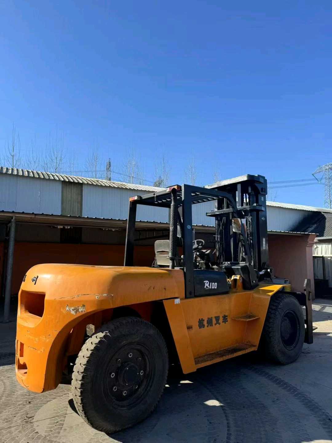 河北省廊坊市安次区常甫路与顺安道交叉口东北侧二手杭叉10吨2016款升高0米柴油叉车