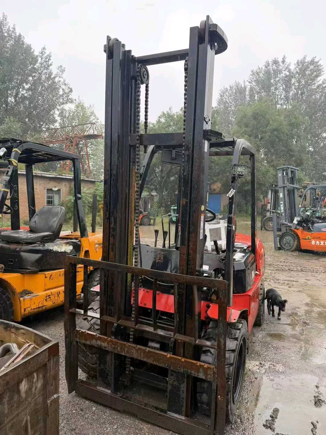 山东省德州市德城区迎宾大街二手杭叉3吨2018款升高0米柴油叉车