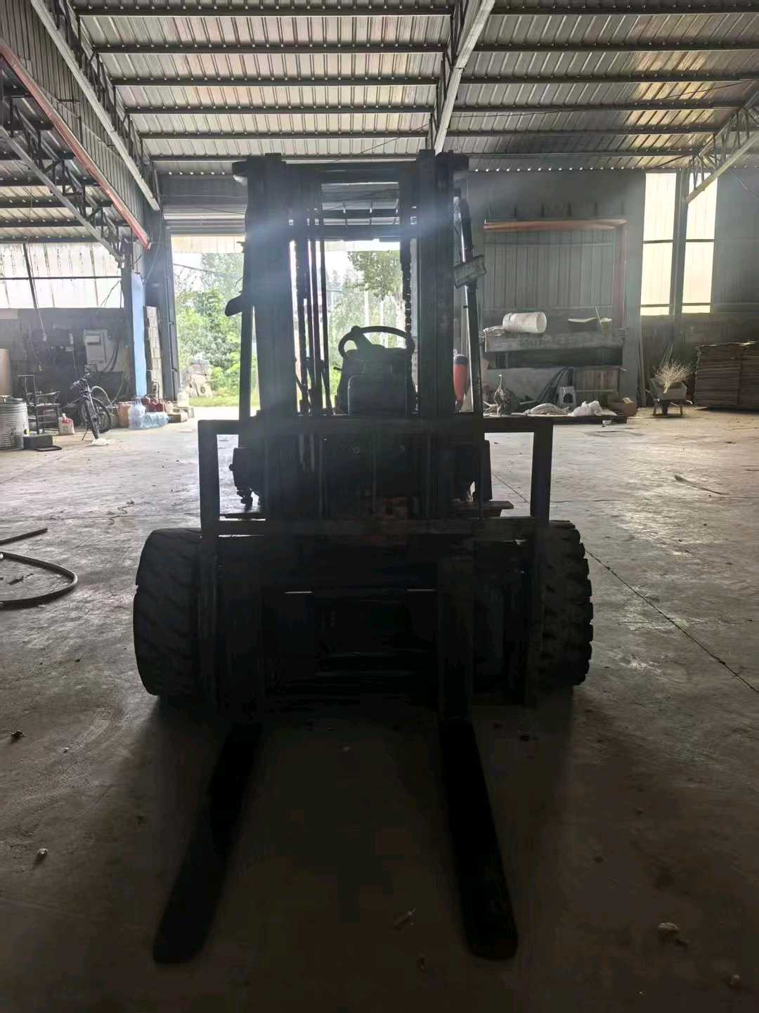 山东省临沂市兰山区沂蒙路223号二手其他3吨2016款升高0米柴油叉车