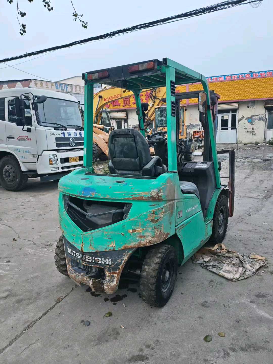 天津市北辰区二手三菱力至优系列2吨2014款升高0米柴油叉车