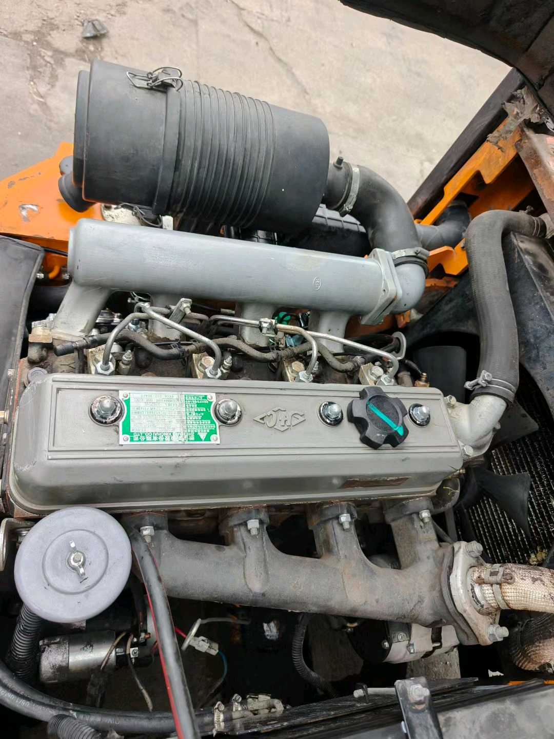 江苏省常州市天宁区关河中路138号二手杭叉2吨升高0米柴油叉车