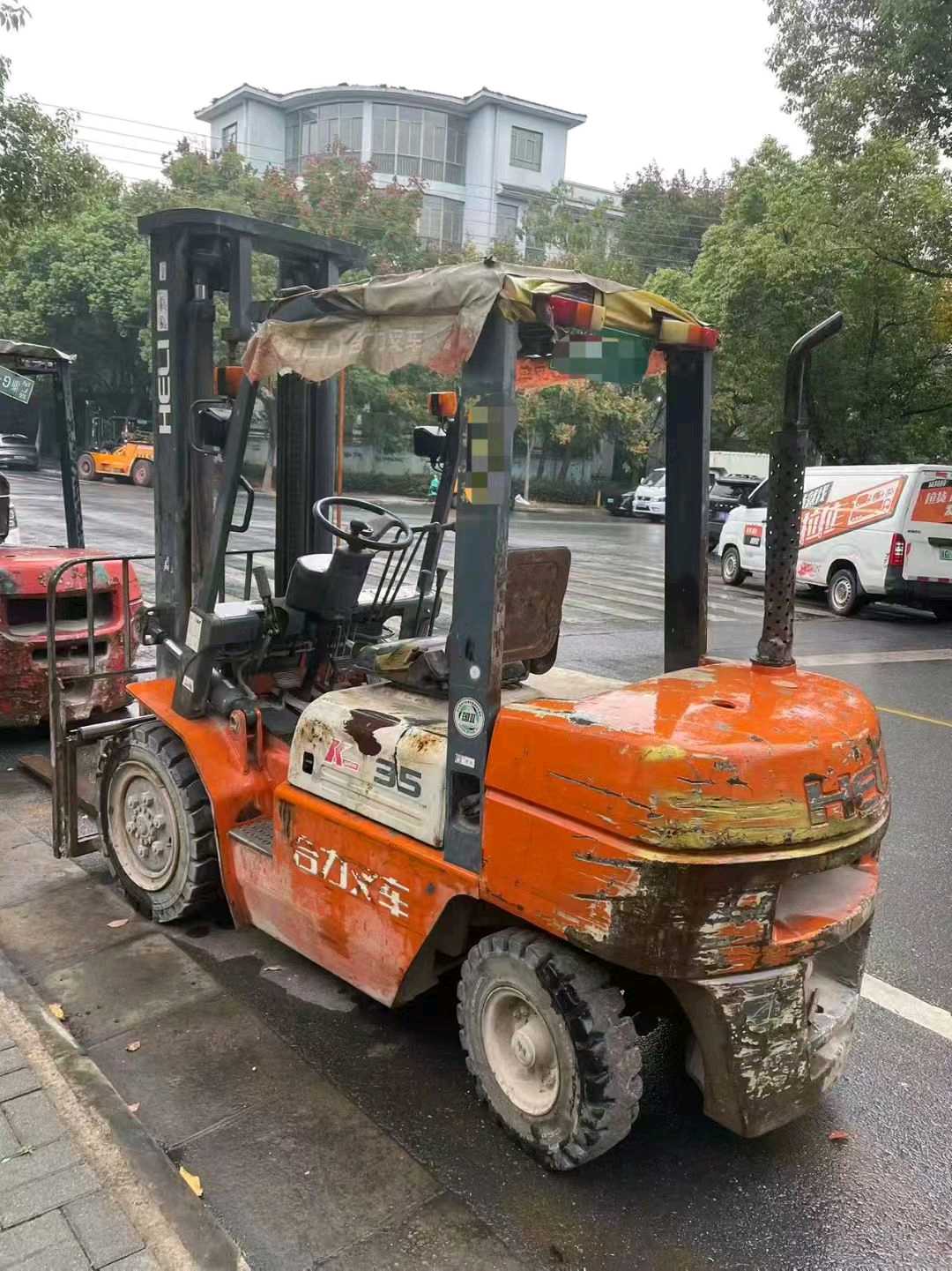 浙江省温州市鹿城区轨道交通S3线二手合力3吨升高0米柴油叉车