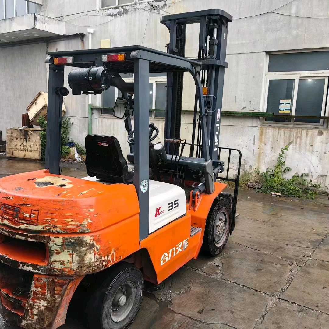 北京市二手合力3.5吨柴油叉车出售