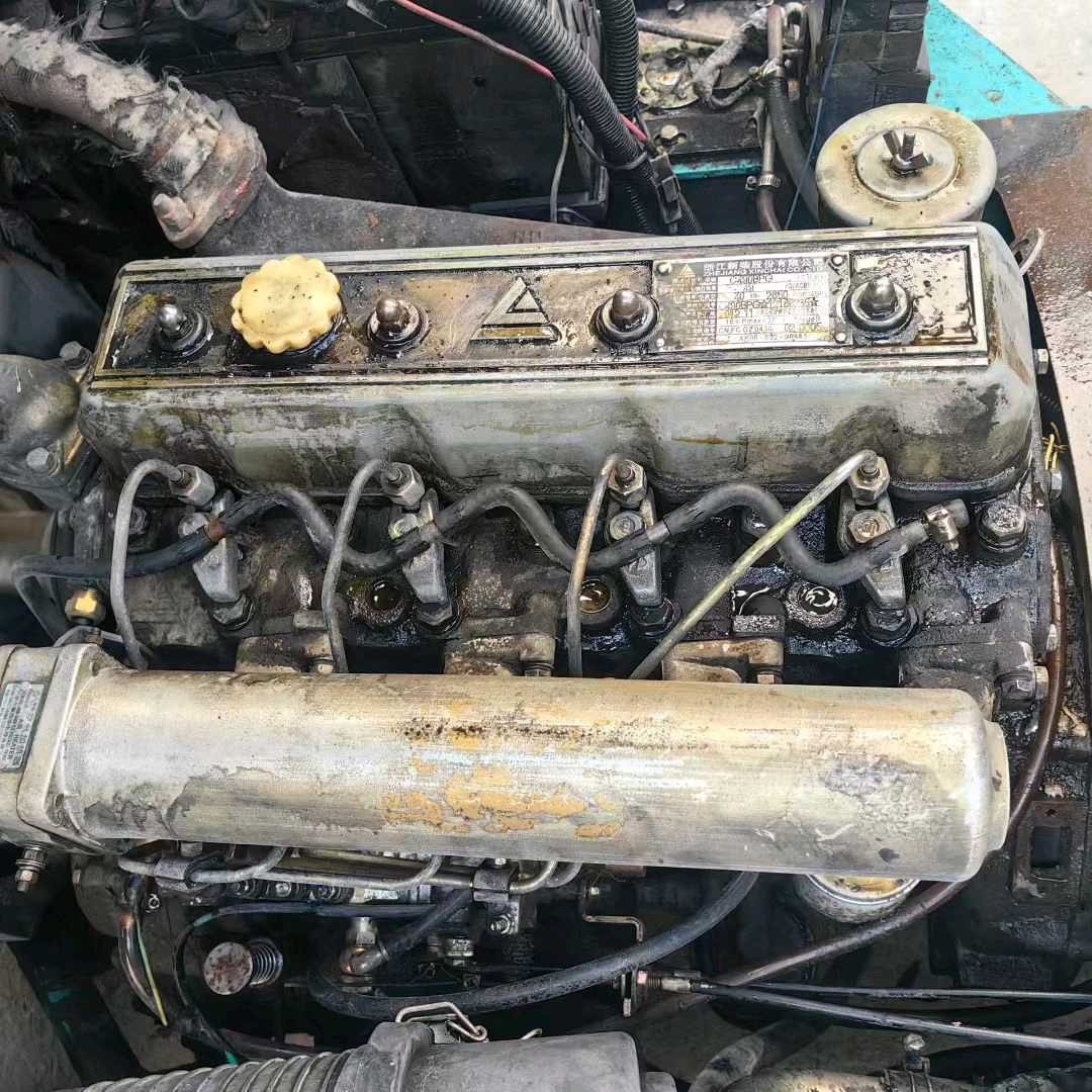 江苏省常州市天宁区关河中路138号二手宝骊3吨升高0米柴油叉车