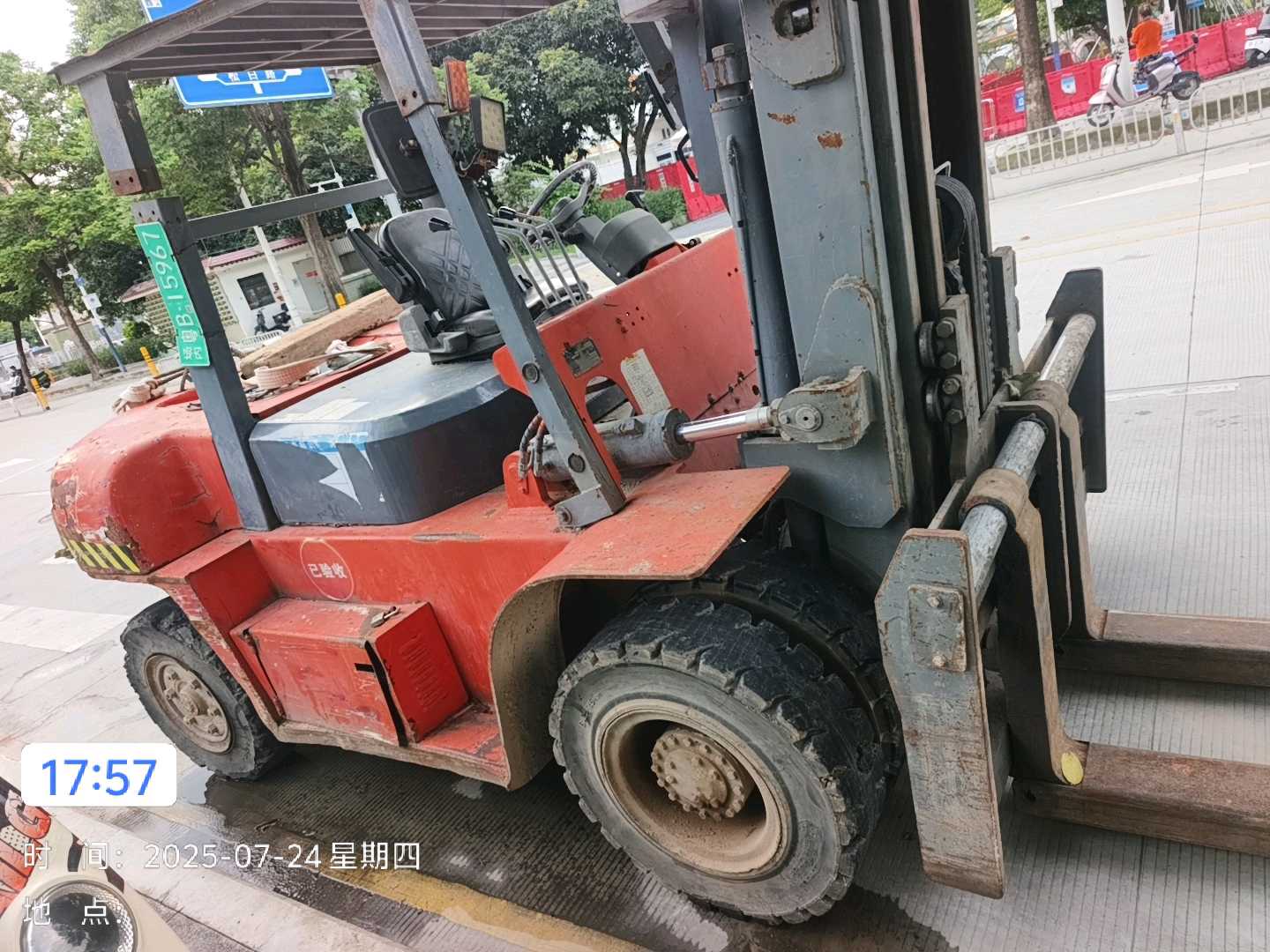 广东省深圳市光明区十九号路10号二手江淮290507.0吨升高0米柴油叉车