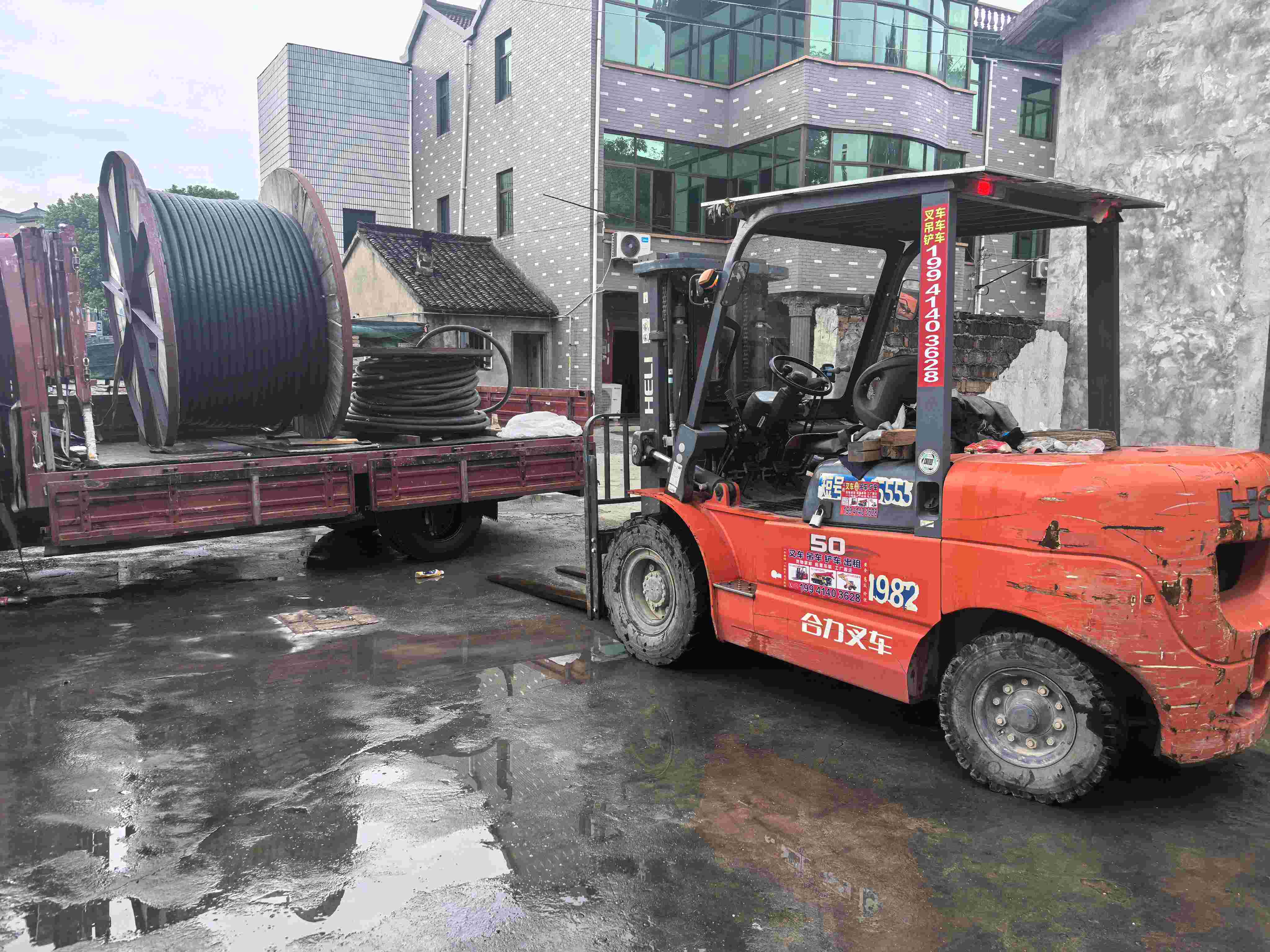 浙江省杭州市临平区迎宾路191-193号附近二手合力5吨升高0米柴油叉车