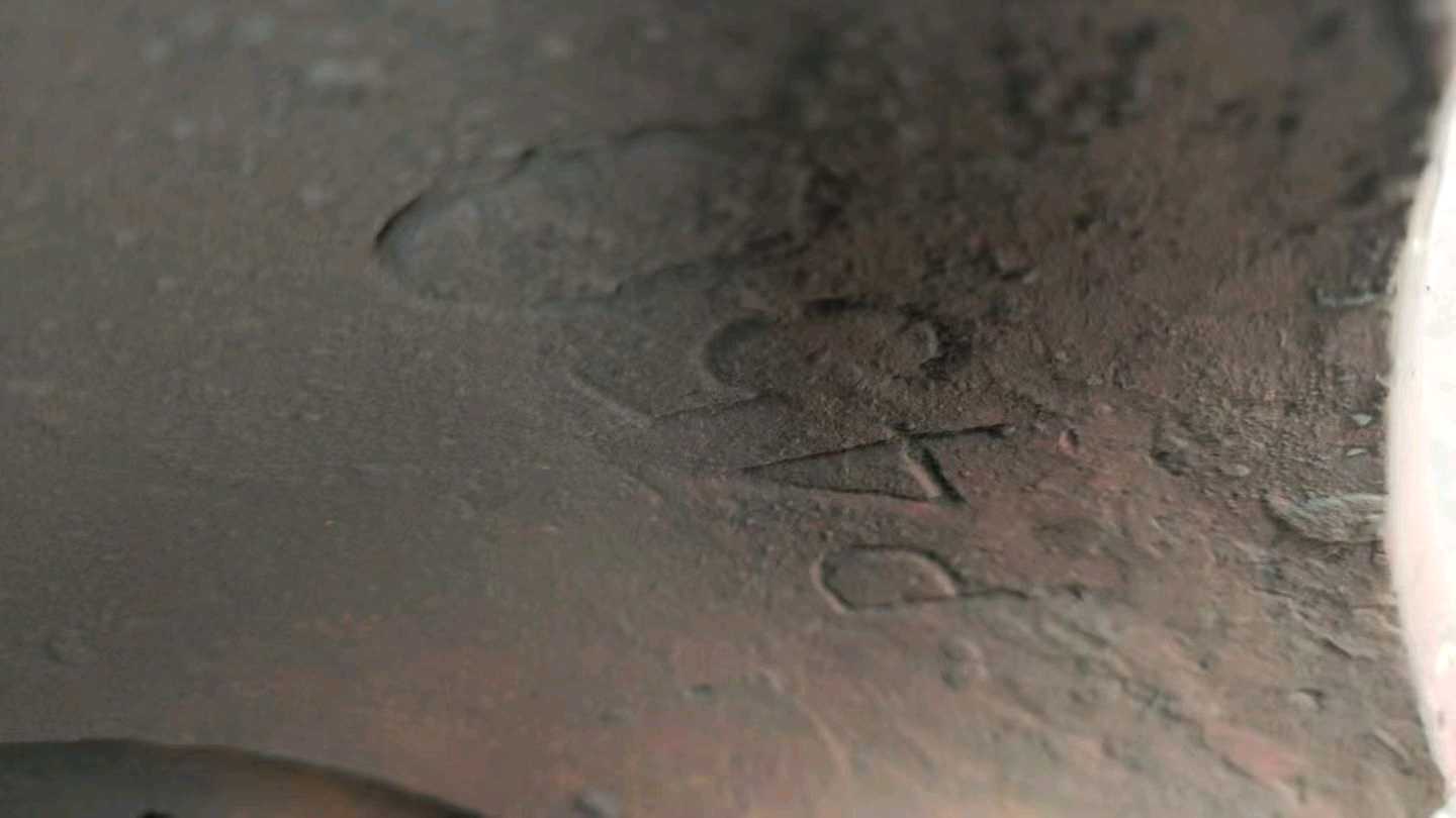 安徽省蚌埠市龙子湖区淮河路638号二手杭叉4.5吨升高0米柴油叉车