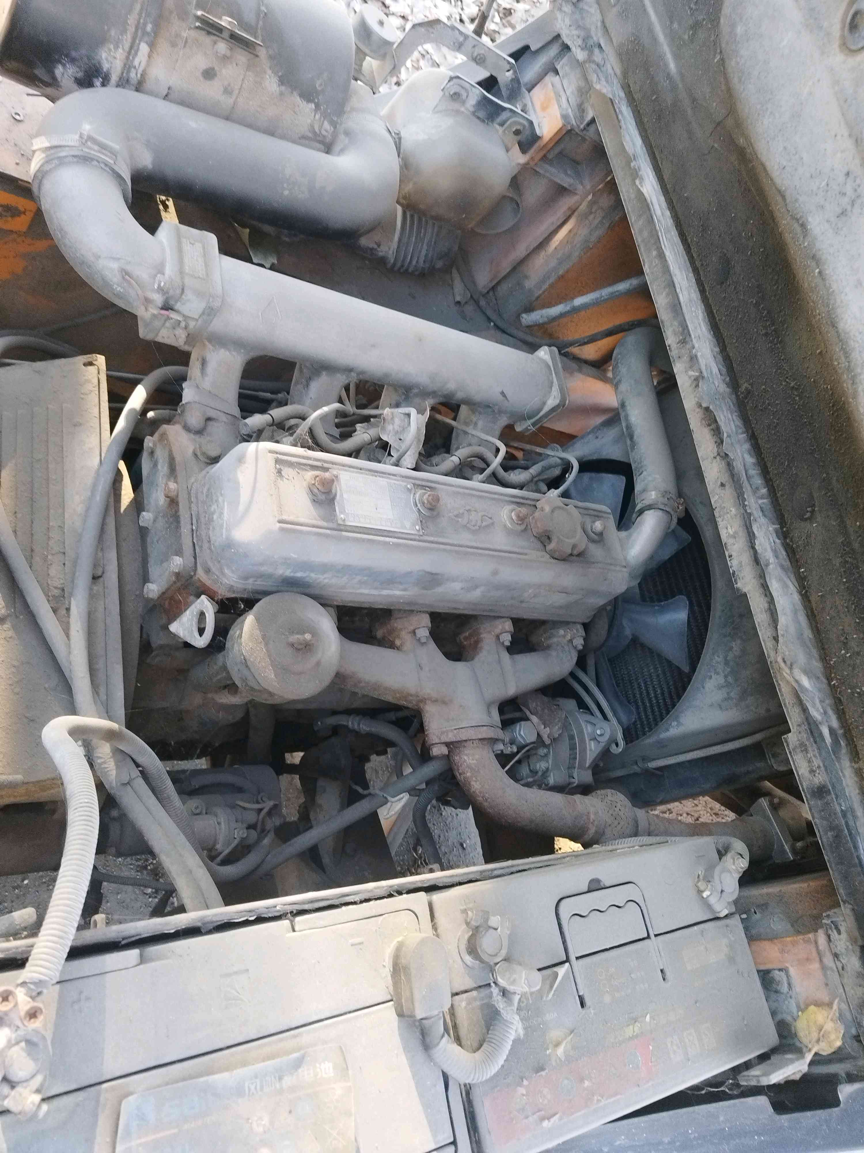 吉林省吉林市昌邑区哈达湾街道珲春北街1号二手杭叉4吨升高0米柴油叉车