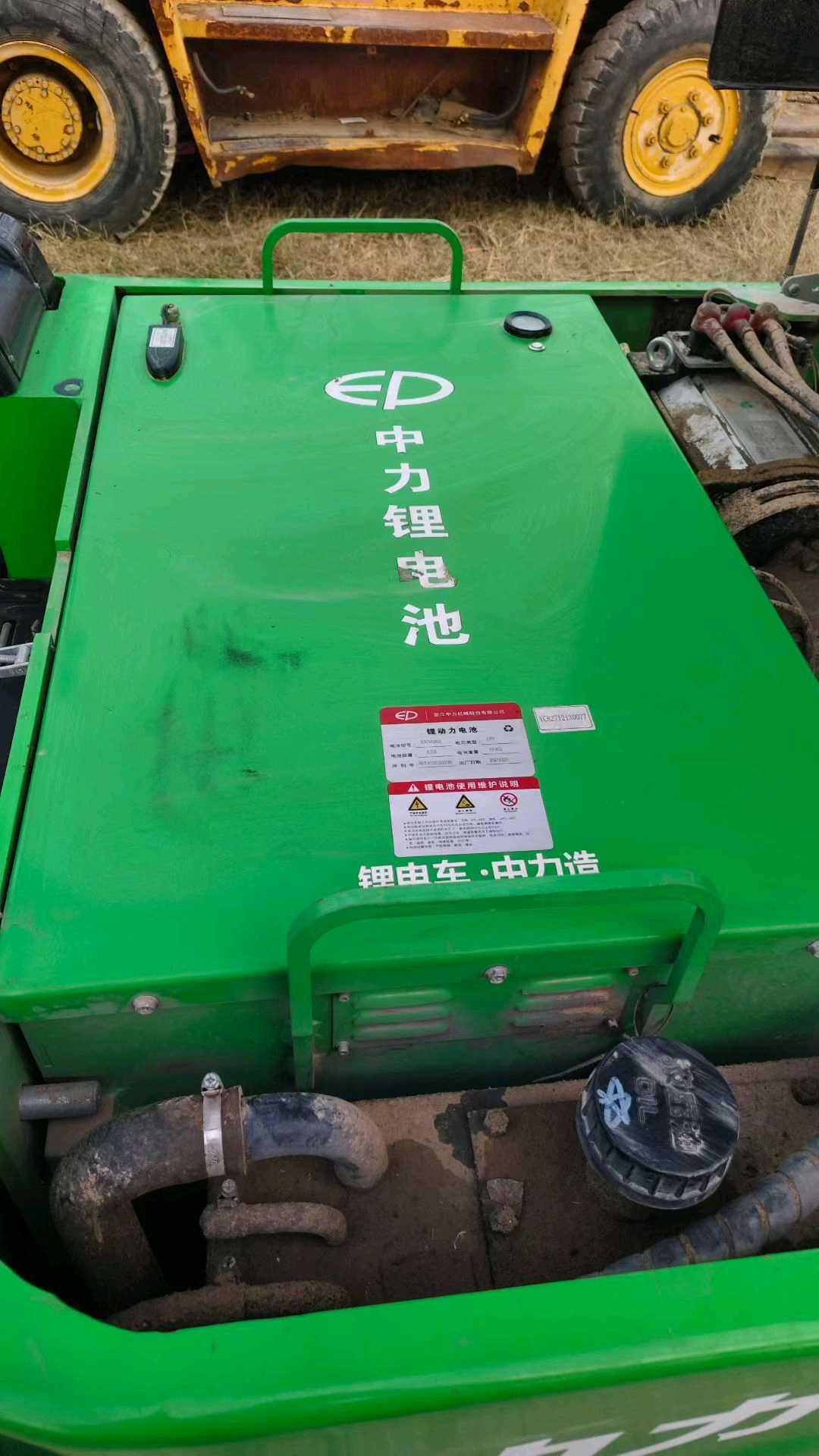 河南省商丘市梁园区站前路59号二手其他3.5吨升高0米平衡重电车