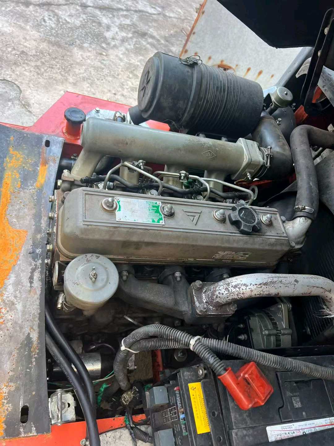 广东省佛山市南海区狮山镇西站东路长安园西670米二手吉鑫祥3.8吨升高0米柴油叉车