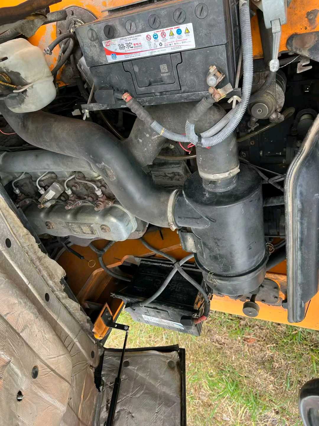 广东省肇庆市端州区站北路2号二手杭叉5.5吨升高0米柴油叉车