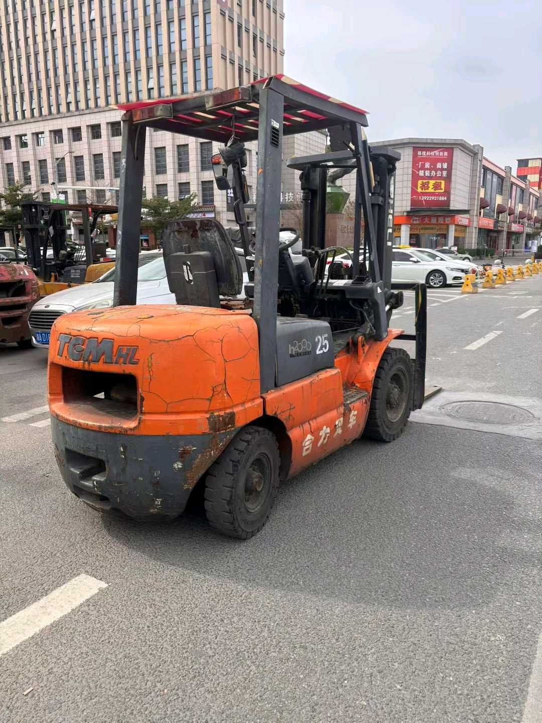 广东省东莞市环湖西路二手其他2.5吨升高0米柴油叉车