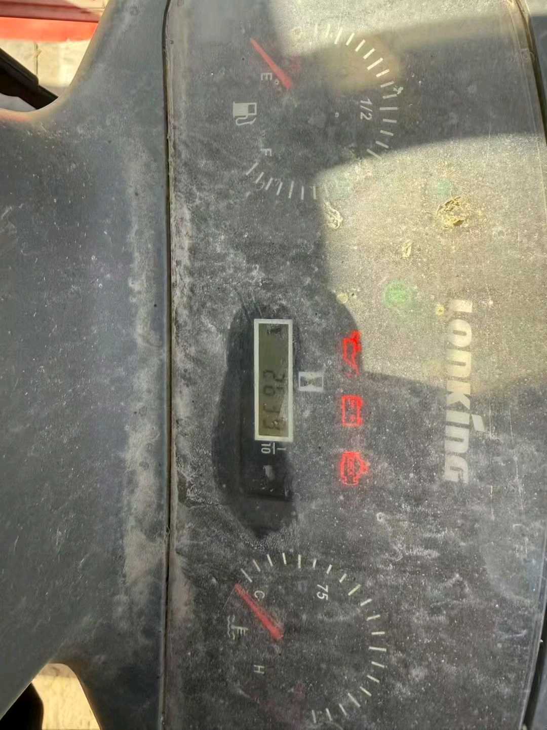 河南省郑州市二七区二马路82号二手龙工3.5吨升高0米柴油叉车