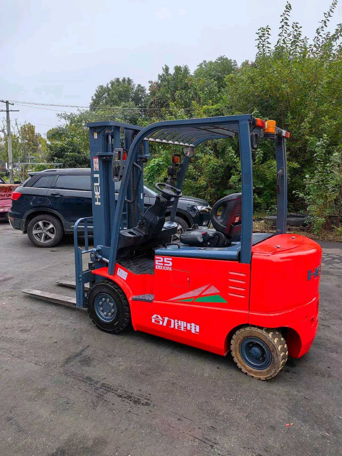 安徽省合肥市瑶海区站前路1号二手合力2.5吨升高0米电动叉车