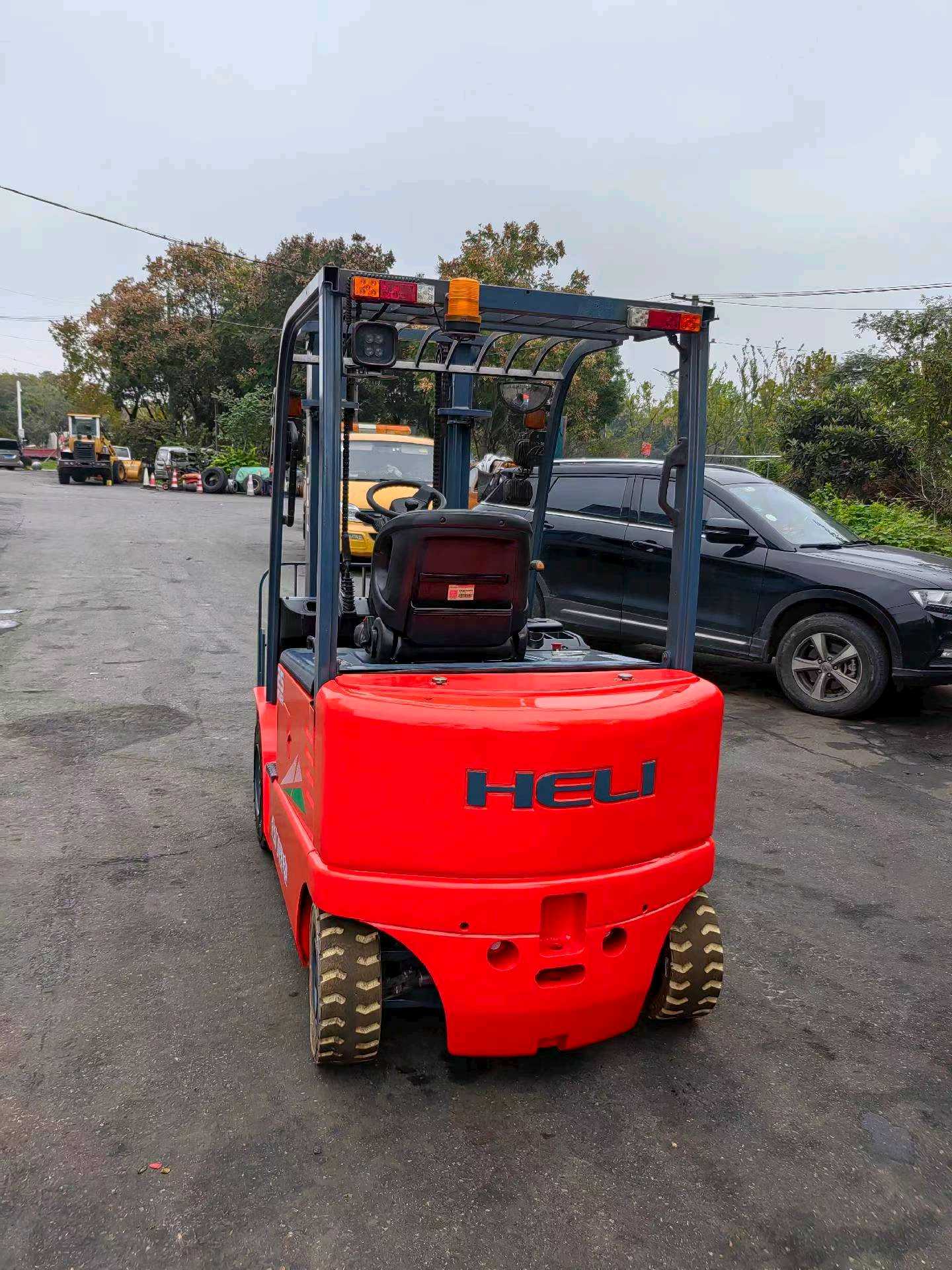 安徽省合肥市瑶海区站前路1号二手合力2.5吨升高0米电动叉车