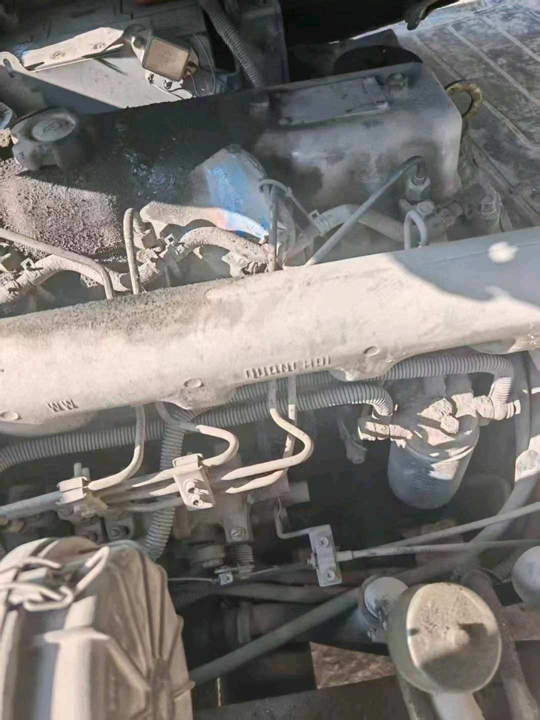 江苏省宿迁市宿城区富康大道与上海路交叉口二手龙工3吨升高0米柴油叉车