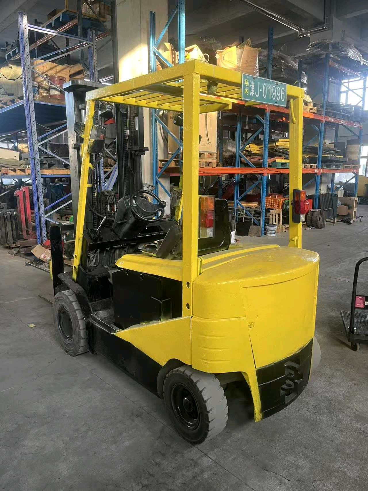 天津市东丽区联东U谷滨海科技港46幢二手海斯特2吨升高0米电动叉车