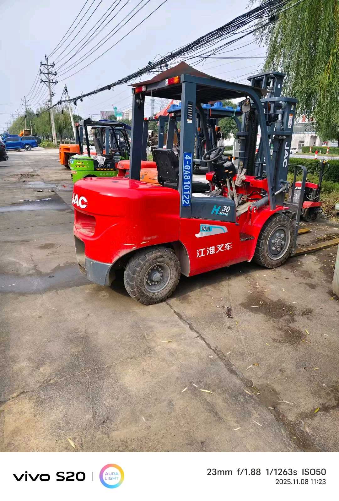 河南省郑州市二七区二马路82号二手江淮3吨升高0米柴油叉车