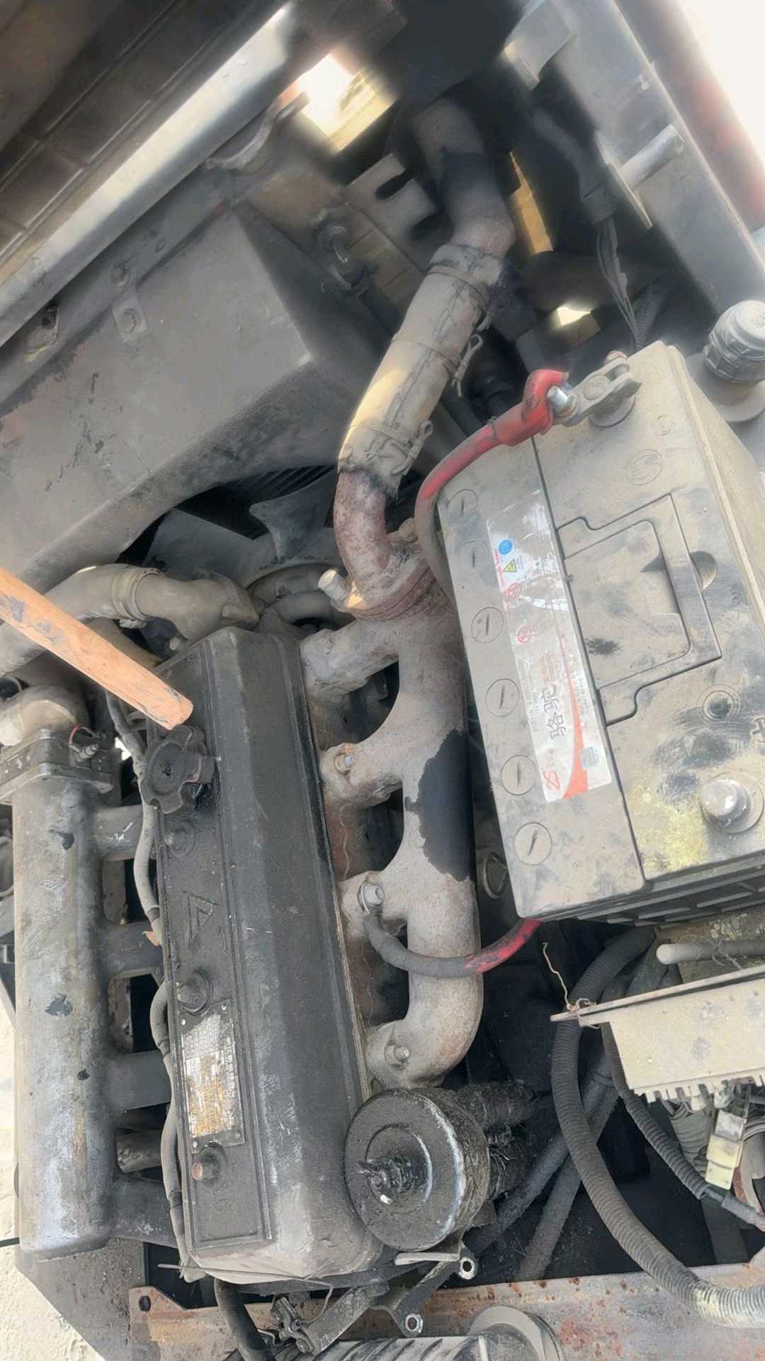 江苏省苏州市姑苏区苏站路27号(苏州火车站地铁站1A入口旁)二手其他3吨升高0米柴油叉车