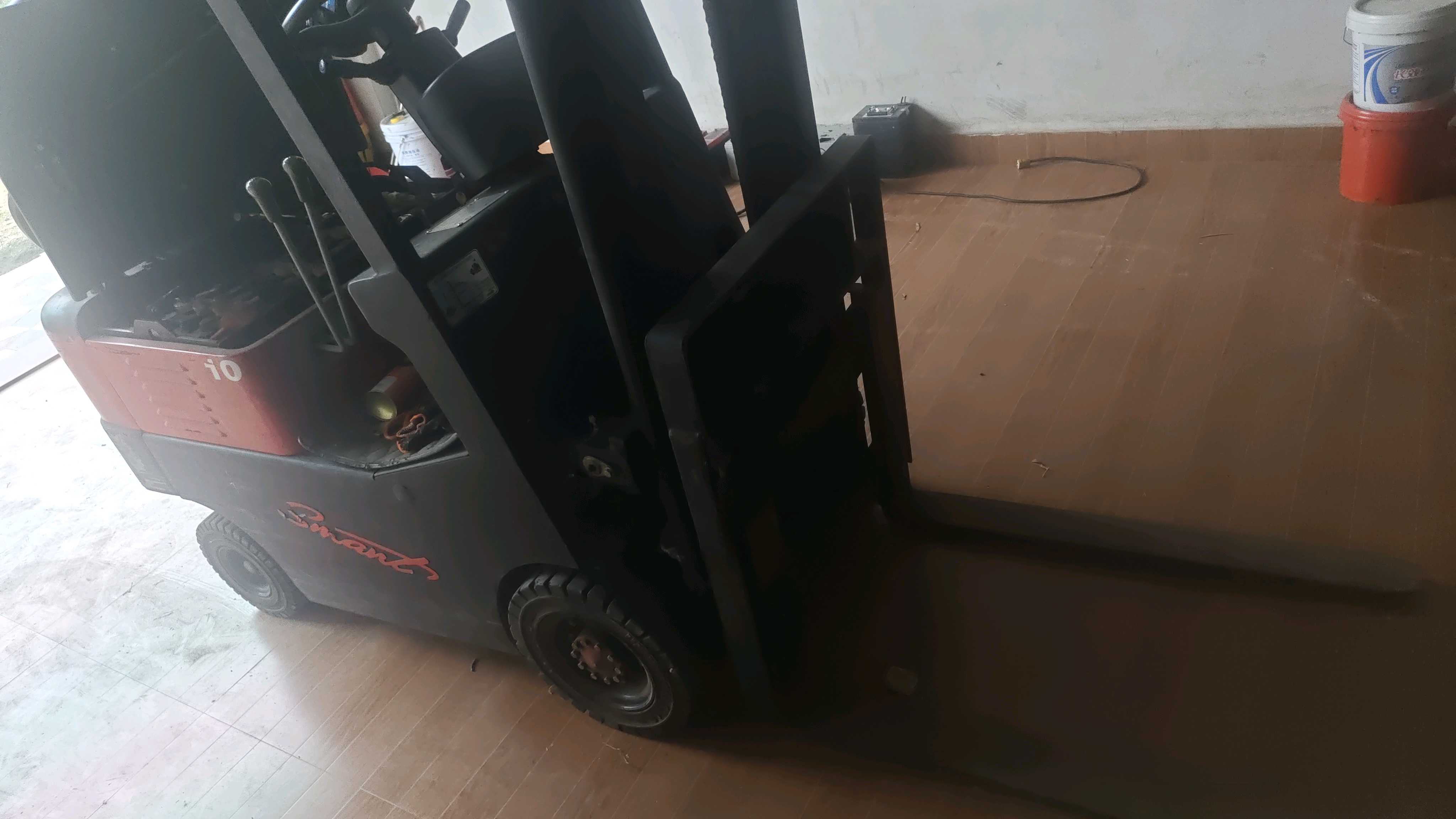 福建省漳州市芗城区石亭镇二手其他1吨升高0米平衡重电车