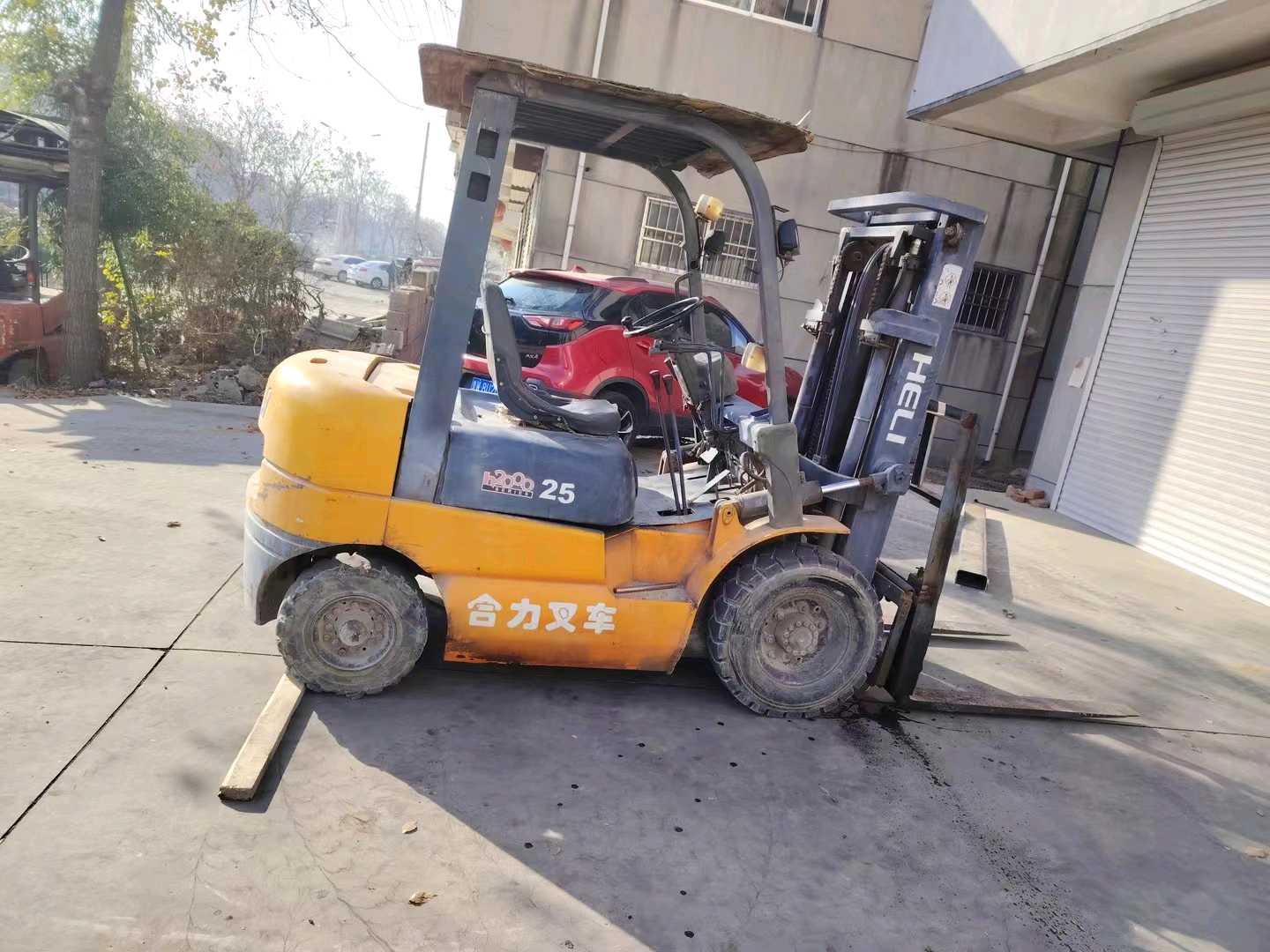 山东省临沂市兰山区沂蒙路223号二手合力2.5吨升高0米柴油叉车