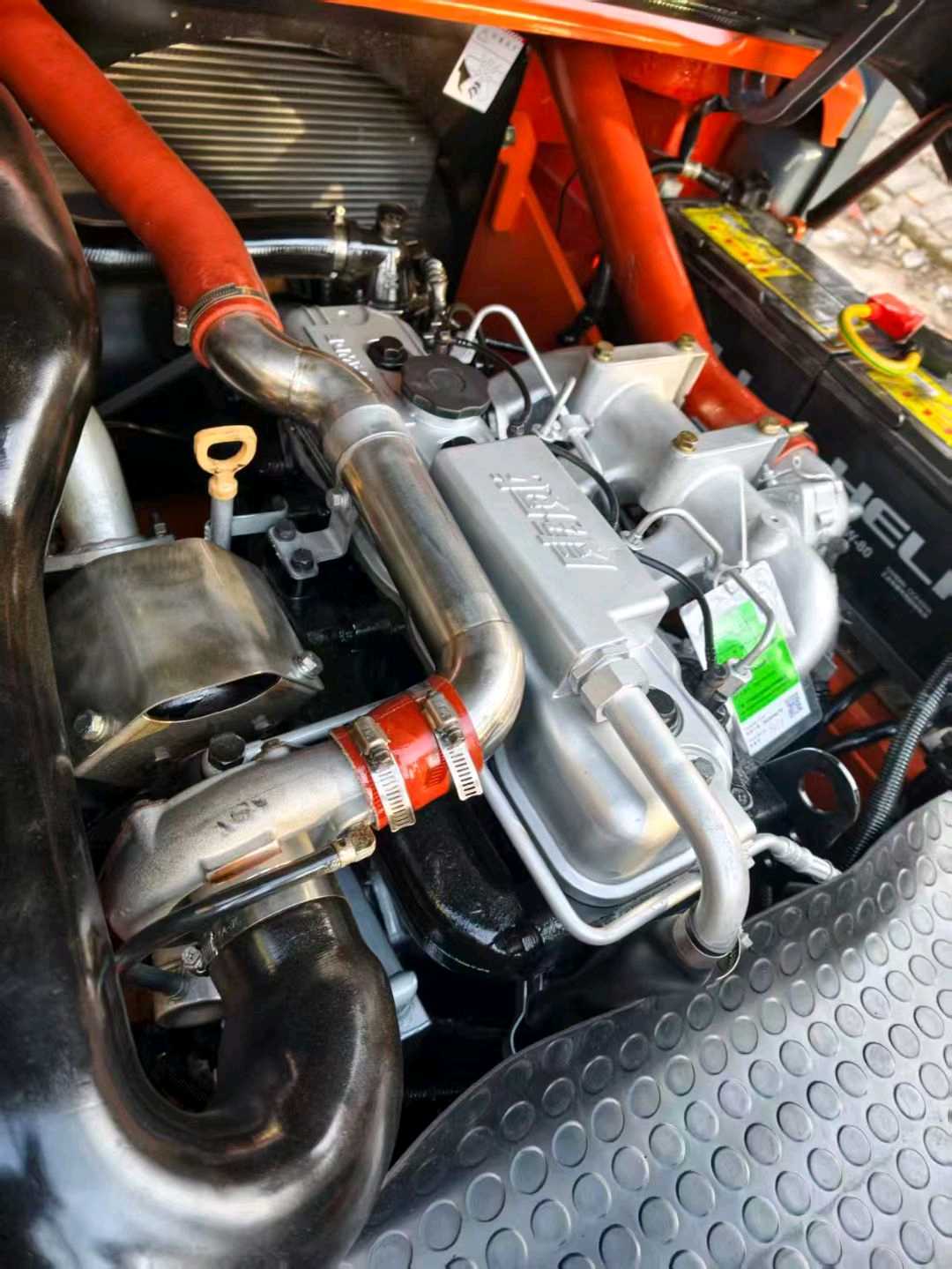 河北省廊坊市安次区常甫路与顺安道交叉口东北侧二手合力5吨升高0米柴油叉车