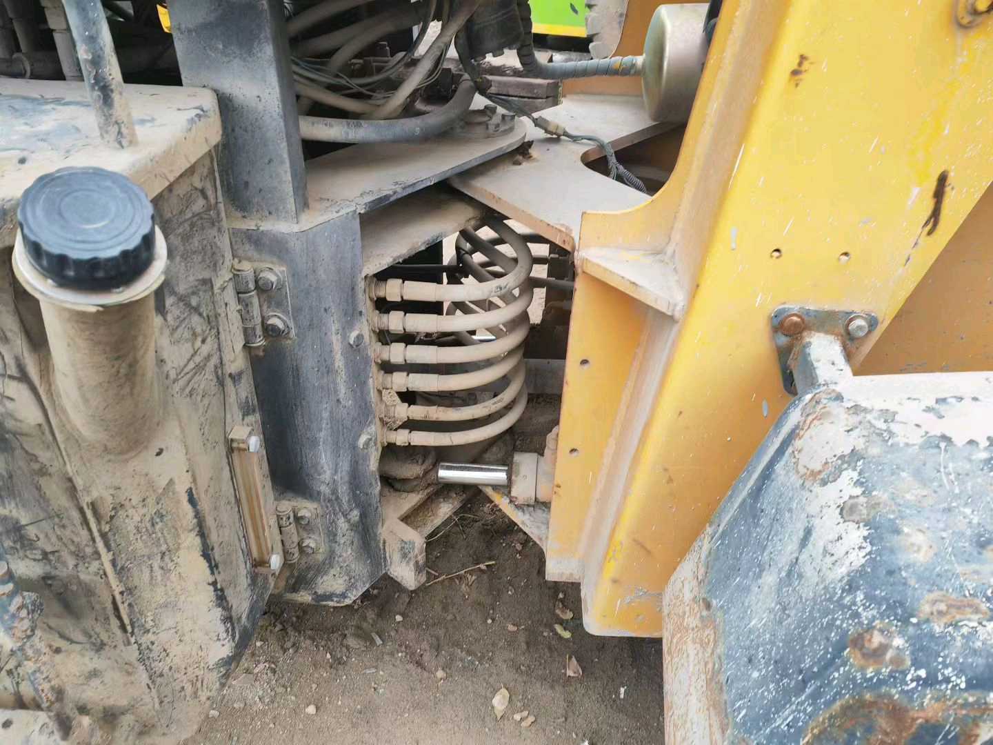 内蒙古自治区鄂尔多斯市伊金霍洛旗滨河东路附近二手其他3.5吨升高0米柴油叉车