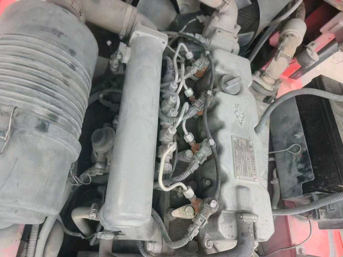 江苏省常州市天宁区关河中路138号二手杭叉2吨升高0米柴油叉车