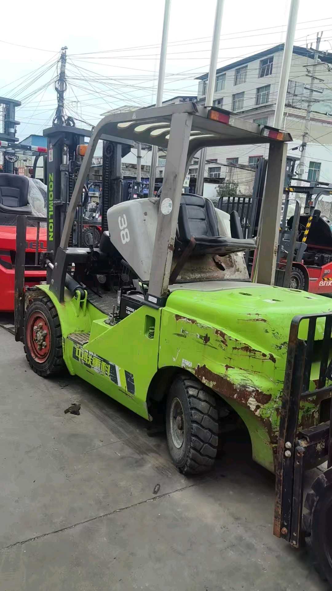 贵州省贵阳市观山湖区西二环二手其他3.8吨升高0米柴油叉车