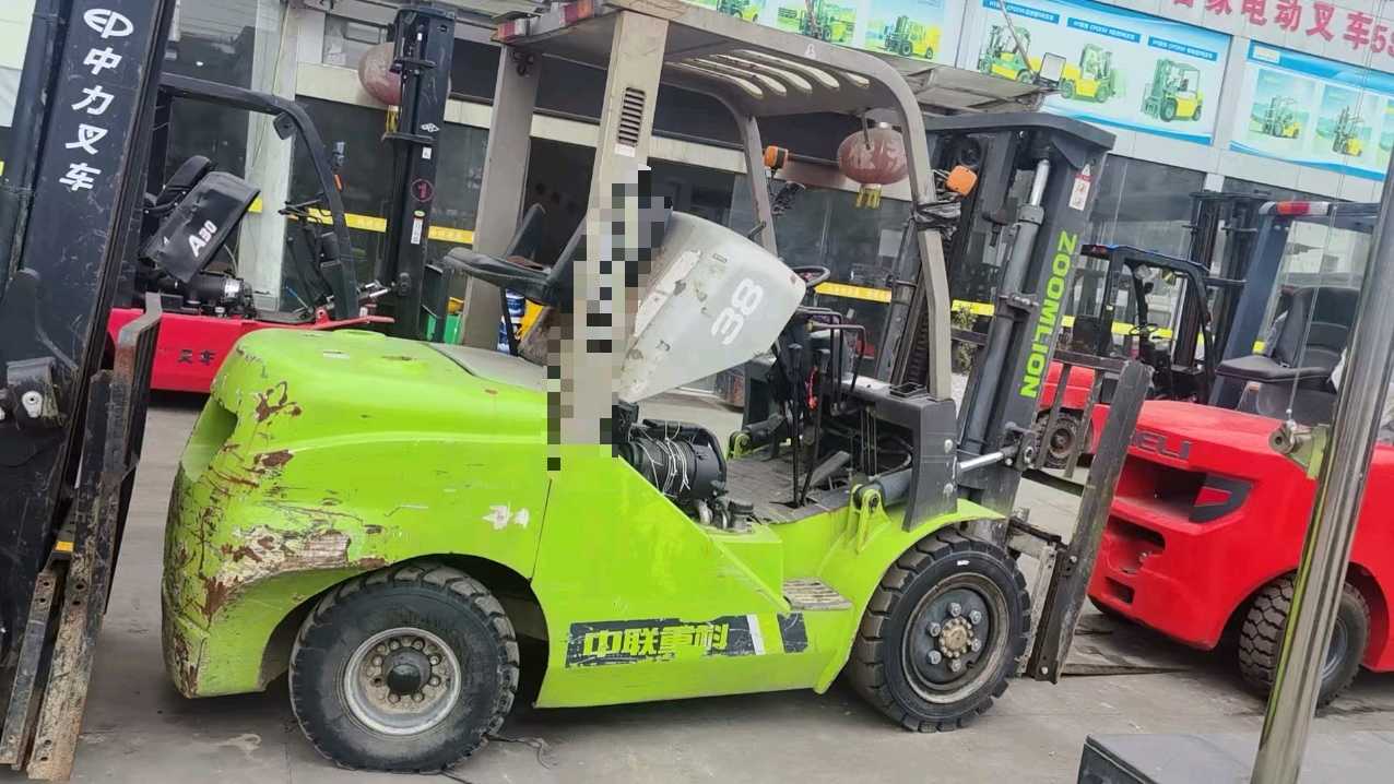 贵州省贵阳市观山湖区西二环二手其他3.8吨升高0米柴油叉车