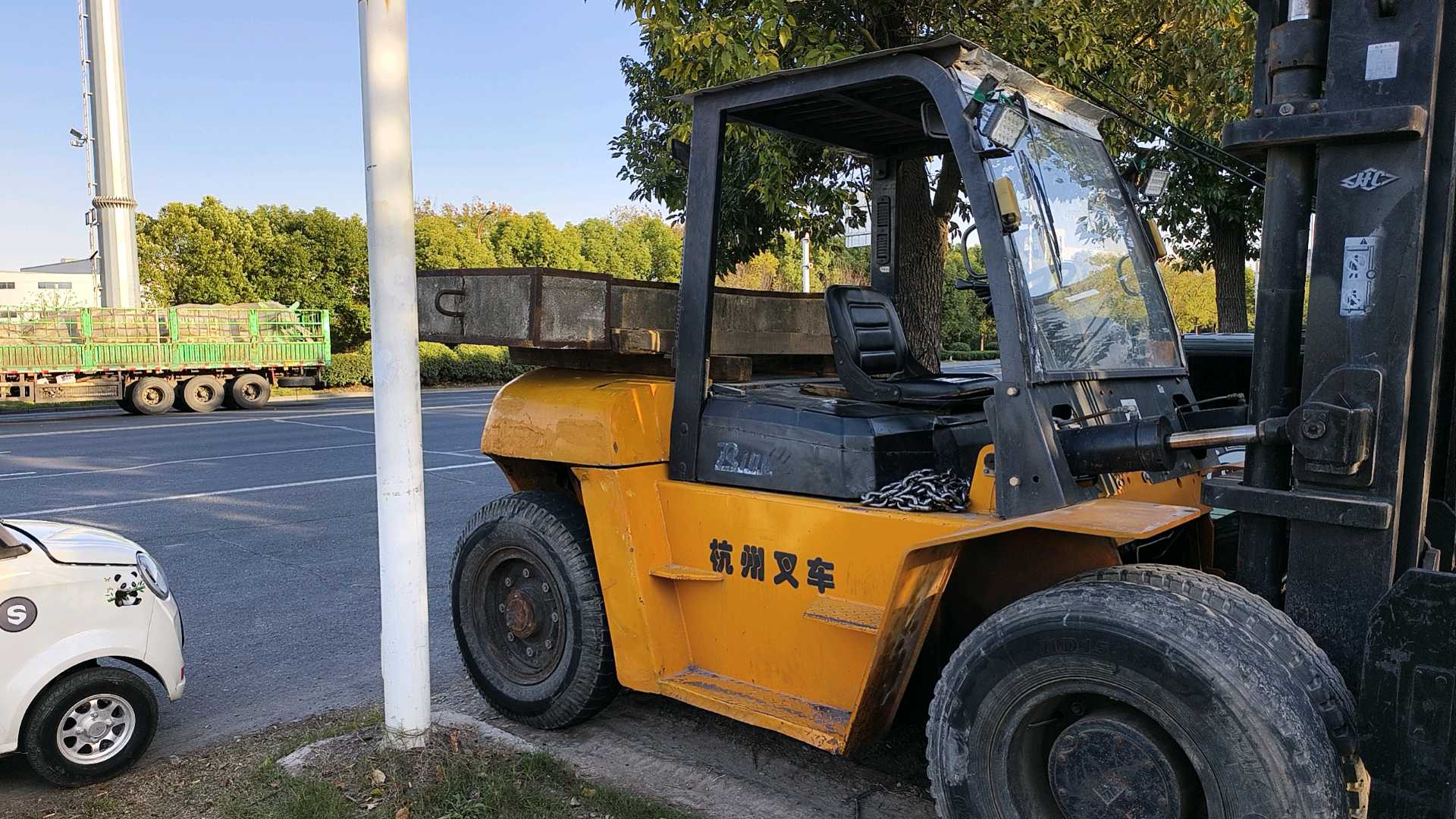 江苏省淮安市淮安区淮启路淮安东站二手杭叉8吨升高0米柴油叉车