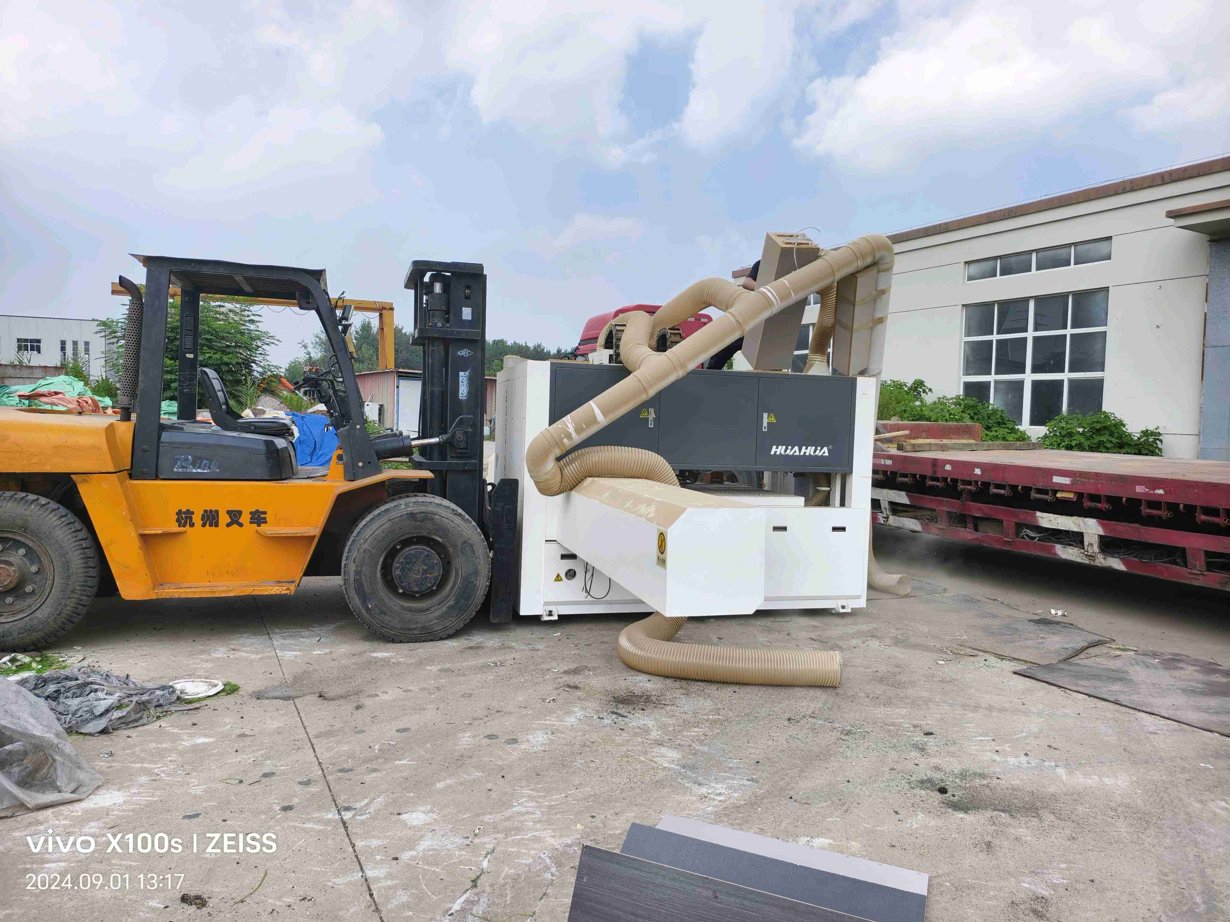 江苏省淮安市淮安区淮启路淮安东站二手杭叉8吨升高0米柴油叉车