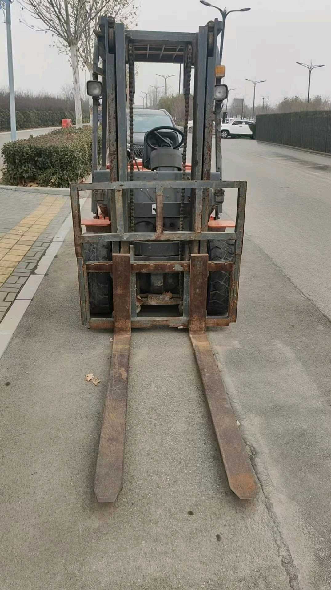 河南省郑州市二七区二马路82号二手其他3吨升高0米柴油叉车