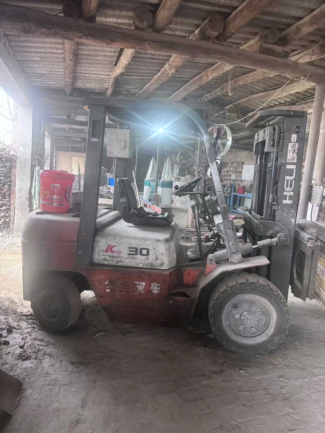 二手合力3吨柴油叉车出售